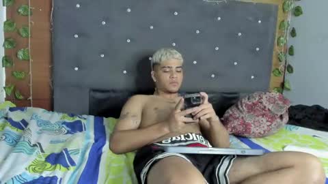 izaack online show from 01/06/25, 06:58