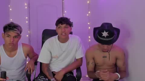 izaack online show from 01/11/25, 01:22