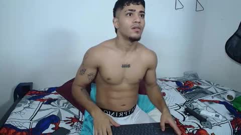 izaack online show from 09/17/25, 02:46