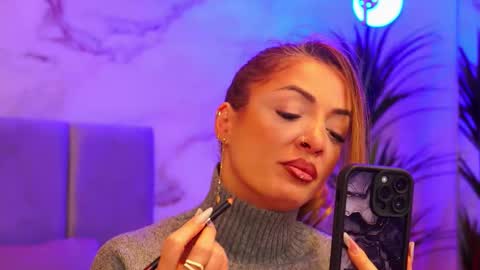 izabelle_02 online show from 01/13/26, 06:08