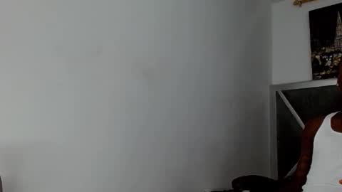 izan_ziratz online show from 03/12/25, 07:59