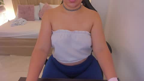 Iza online show from 02/06/25, 06:40