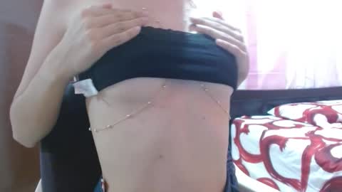 Izzyy online show from 11/20/25, 06:51