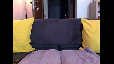 izzy53220 online show from 10/28/25, 07:45