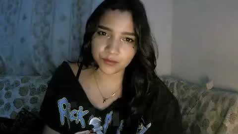 izzy_32 online show from 01/08/26, 07:10