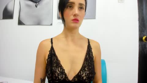 Izzy online show from 01/15/25, 02:13