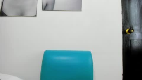 Izzy online show from 01/15/25, 08:16