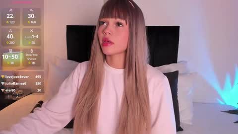 Izzy vega  online show from 02/10/25, 01:46