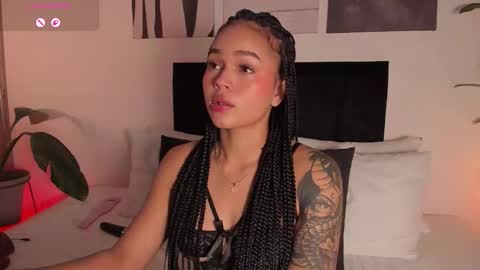 Izzy vega  online show from 02/01/26, 12:20