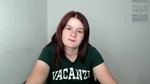 Snapshot of izzyflame18 chatting on 09/18/25, 07:38 Shygirl online show from 09/18/25, 07:38