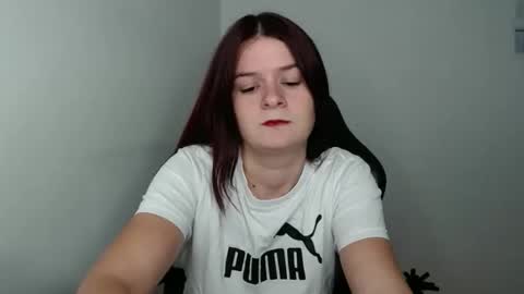 Snapshot of izzyflame18 chatting on 10/02/25, 03:35 Shygirl online show from 10/02/25, 03:35