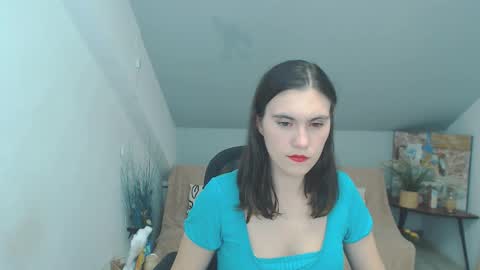 Snapshot of izzymonro chatting on 11/14/25, 09:02 Izzy online show from 11/14/25, 09:02