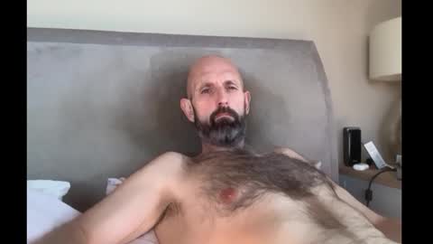 izzysboytoy1 online show from 03/03/26, 10:43