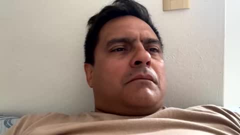 j0shua70 online show from 10/26/25, 06:03