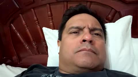 j0shua70 online show from 11/01/25, 05:09