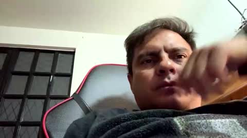 j0shua70 online show from 02/18/26, 08:32