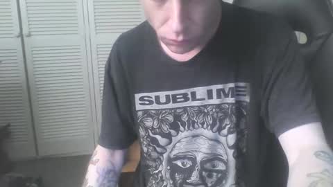 Snapshot of j3rkz chatting on 01/06/25, 09:22 J3RKZ online show from 01/06/25, 09:22