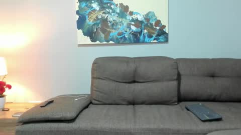 Calix  Independient model Insta and twt Calixsnake online show from 09/14/25, 07:57