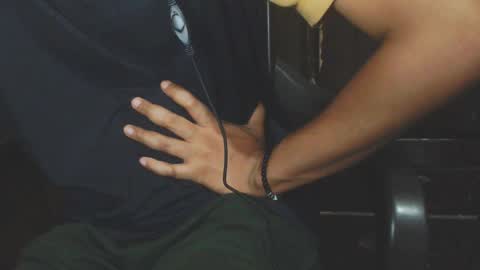 J online show from 12/25/24, 08:28