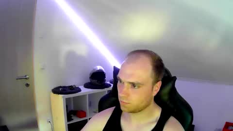 here4y online show from 06/09/26, 06:19