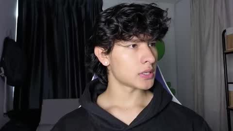 Noah online show from 01/12/26, 01:49