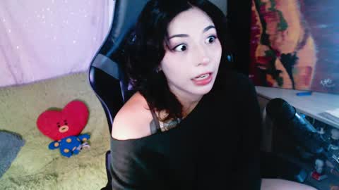 jade 18  online show from 04/06/26, 02:31