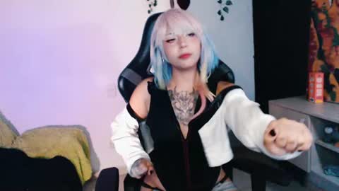 jade 18  online show from 06/25/26, 06:07