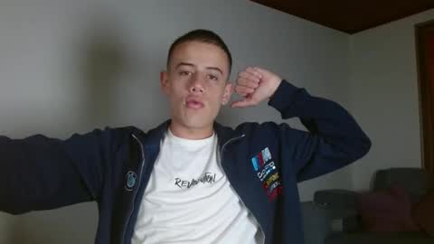 Snapshot of jac0b_x chatting on 02/15/26, 10:39 Tyler online show from 02/15/26, 10:39