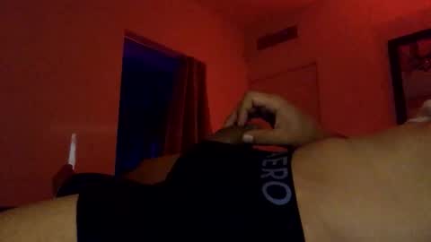 Snapshot of jacarlo22 chatting on 11/15/25, 06:00 jacarlo22 online show from 11/15/25, 06:00