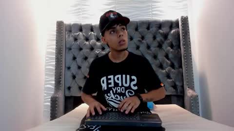 Snapshot of jaccock_4 chatting on 10/29/25, 04:15 Jacoock online show from 10/29/25, 04:15