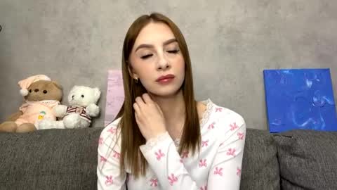 Riley online show from 04/24/26, 08:44