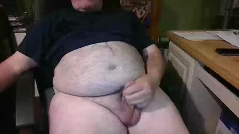 Snapshot of jack80154 chatting on 06/11/26, 02:53 jack80154 online show from 06/11/26, 02:53