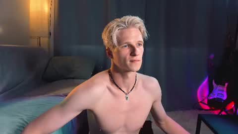 Snapshot of jack_frozt chatting on 07/22/26, 06:11 brestonsweet online show from 07/22/26, 06:11