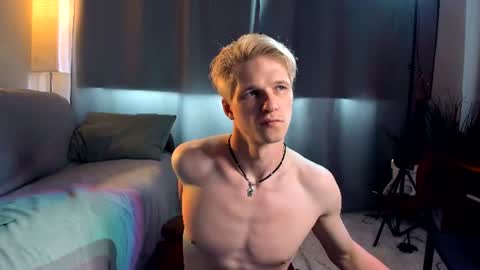 Snapshot of jack_frozt chatting on 07/26/26, 04:31 brestonsweet online show from 07/26/26, 04:31