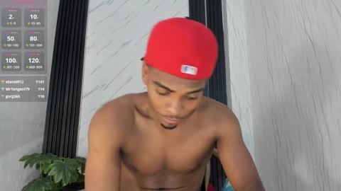 Snapshot of jack_muscles69_ chatting on 01/11/25, 06:44 Jack online show from 01/11/25, 06:44