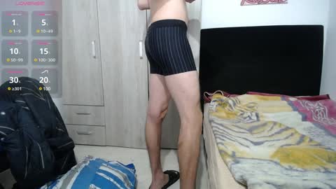 INDEPENDENT MODEL online show from 01/28/25, 09:30