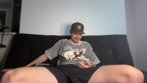 INDEPENDENT MODEL online show from 11/25/25, 01:16