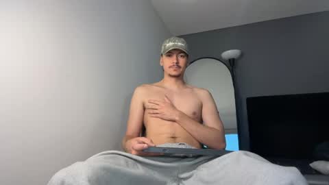 INDEPENDENT MODEL online show from 04/02/26, 10:57