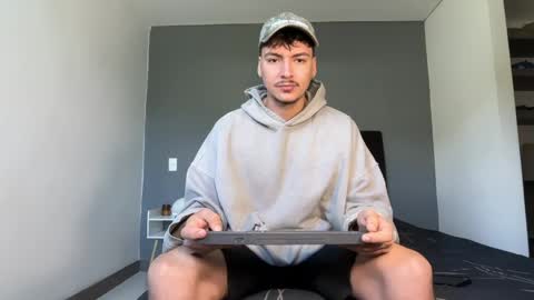 Snapshot of jack_norizz chatting on 05/31/26, 03:19 INDEPENDENT MODEL online show from 05/31/26, 03:19