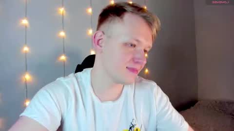 Anton online show from 11/04/25, 12:10