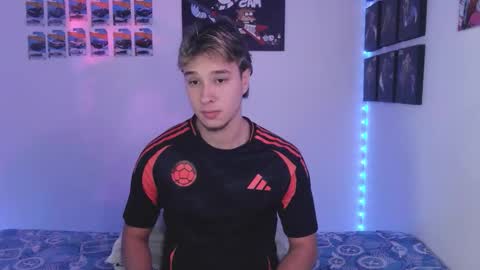 J online show from 11/21/25, 07:18