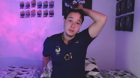 Snapshot of jack_walker190 chatting on 07/15/26, 09:47 J online show from 07/15/26, 09:47