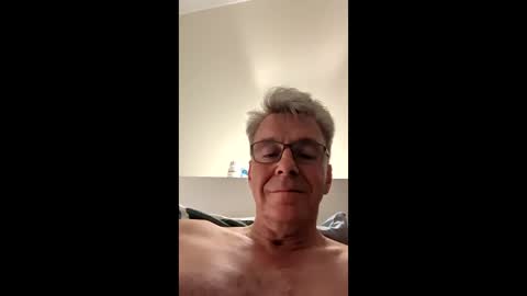 jackblack650 online show from 09/17/25, 09:49