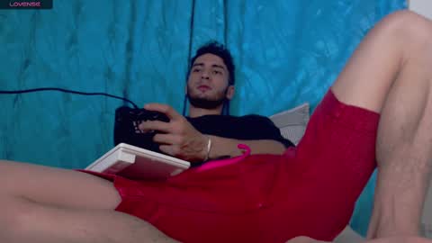 Snapshot of jackdavxixen chatting on 02/17/25, 05:58 jack xixen online show from 02/17/25, 05:58