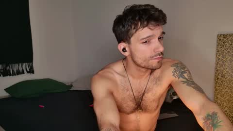 Snapshot of jackdesfeux chatting on 09/17/25, 03:41 Jack  online show from 09/17/25, 03:41