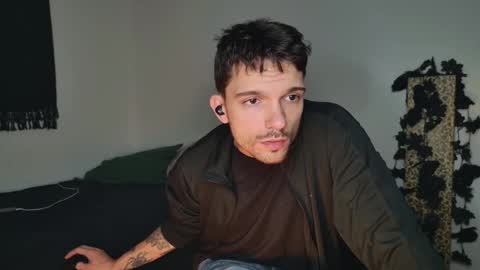 Snapshot of jackdesfeux chatting on 10/11/25, 03:39 Jack  online show from 10/11/25, 03:39