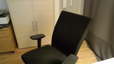 jackdus74 online show from 04/18/26, 07:07