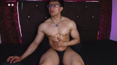 Jacke online show from 03/03/26, 12:17