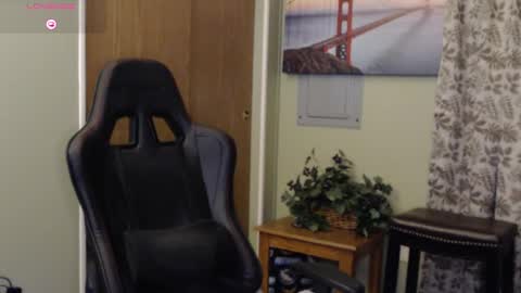 Snapshot of jacker550 chatting on 09/21/25, 04:36 Michael online show from 09/21/25, 04:36