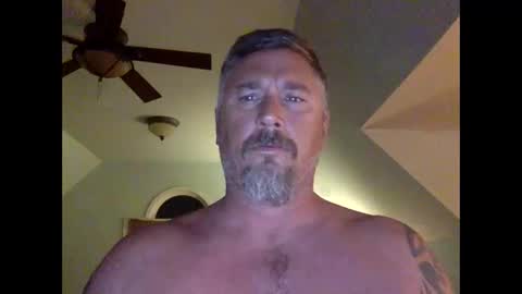 Snapshot of jackhammerhead chatting on 11/13/25, 02:43 jackhammerhead online show from 11/13/25, 02:43